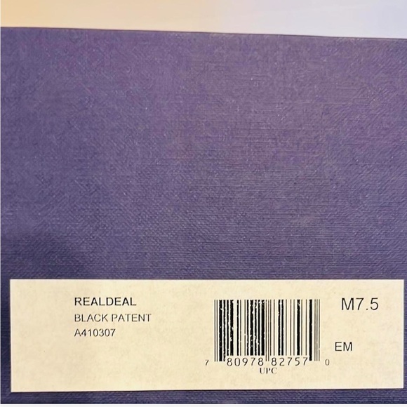 New In Box Stuart Weitzman “Real Deal” black patent leather platform sandals 7.5 - Picture 8 of 9